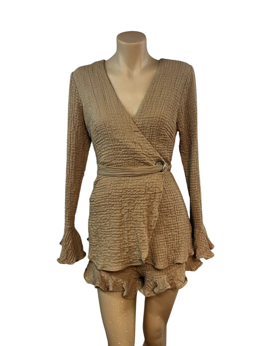 Set of 2 Long Sleeve Textured Fabric Clothes for Women – Tan | Terno | Size 8 & 10
